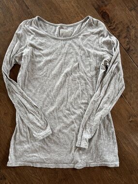Gilligan & O'Malley Heather Gray Long Sleeve Scoop Neck Tee